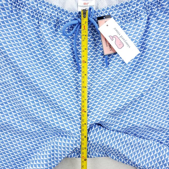 Vineyard Vines Chappy Swim Shorts Swimsuit Trunks 7" Whale Tails Men Medium NWT - Picture 11 of 12